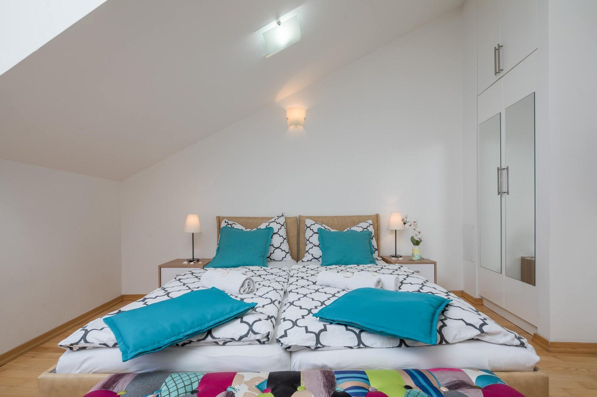Split Center Suites Ngoại thất bức ảnh