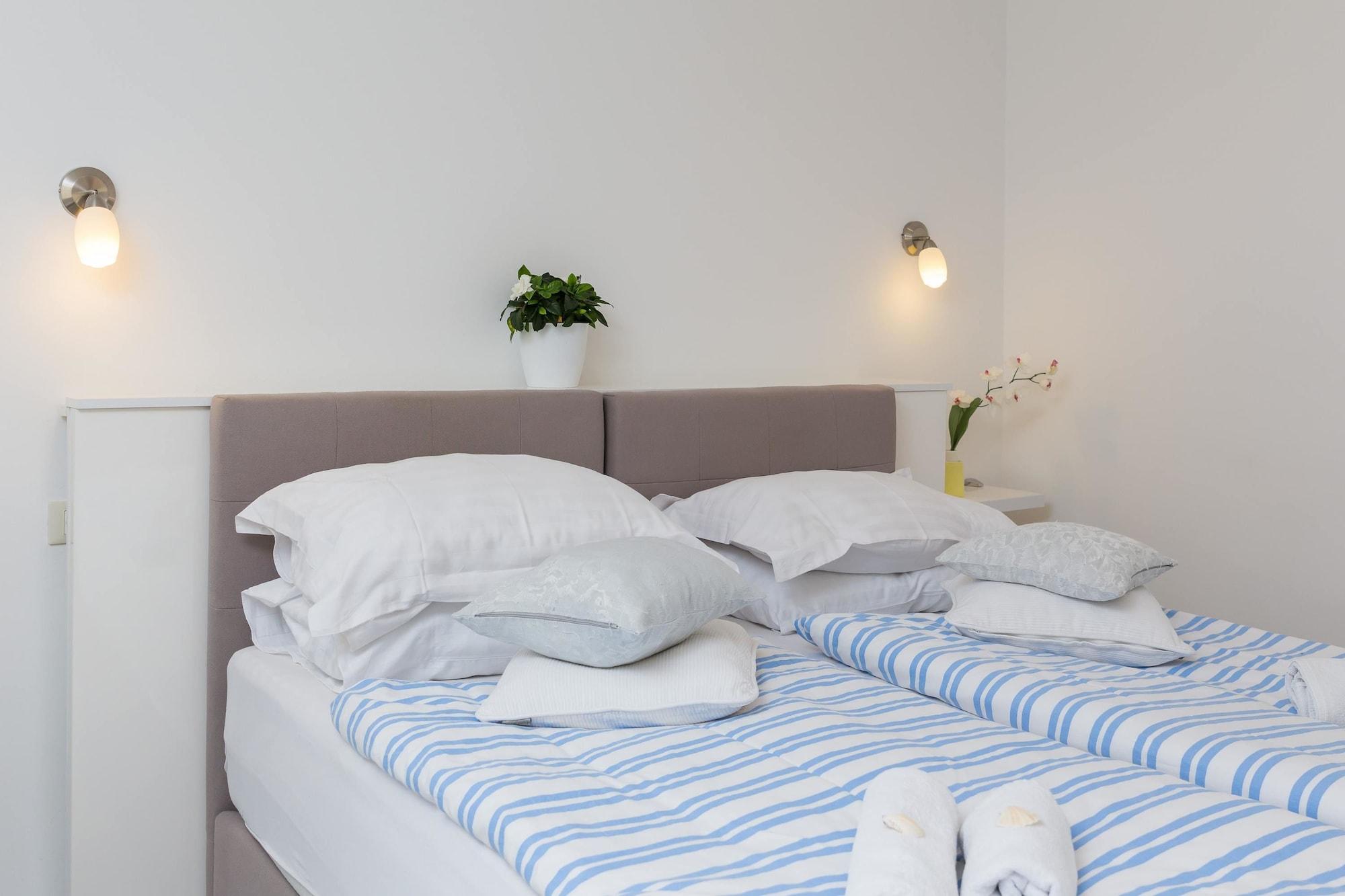 Split Center Suites Ngoại thất bức ảnh