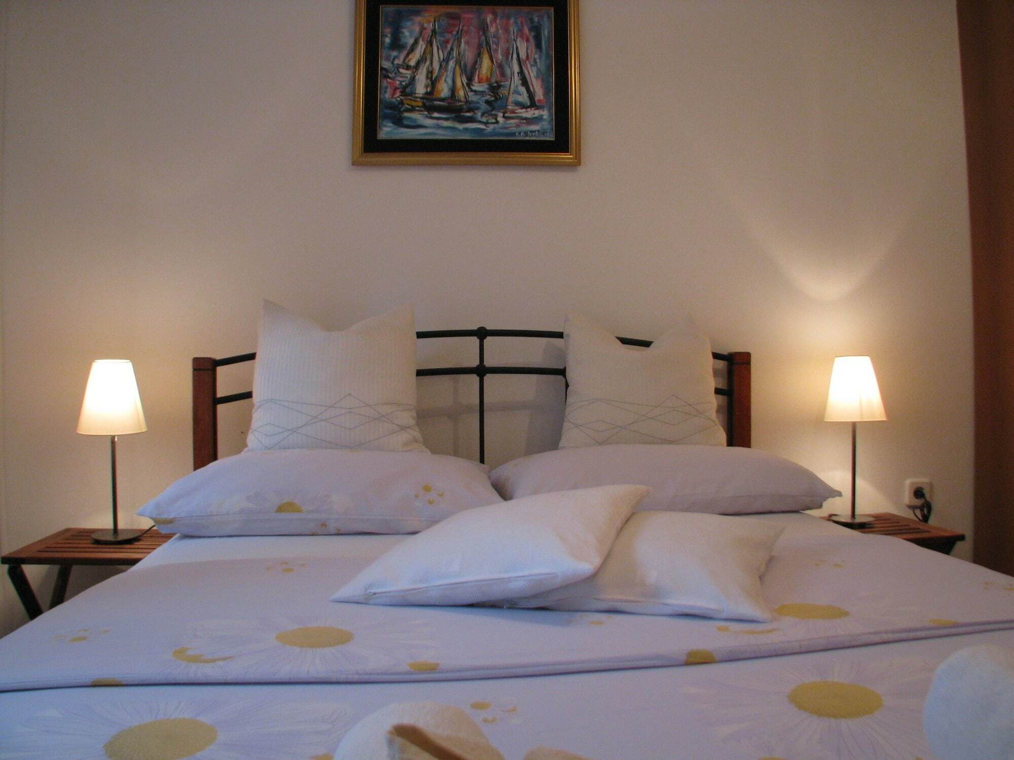 Split Center Suites Ngoại thất bức ảnh