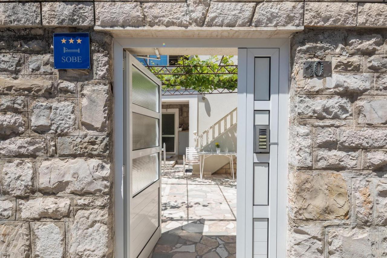 Split Center Suites Ngoại thất bức ảnh